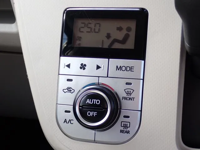 ダイハツ ムーヴ