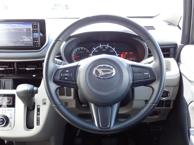 ダイハツ ムーヴ