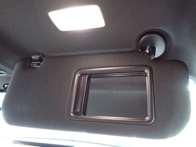 ハリアー ハイブリッド(トヨタ)の車両写真