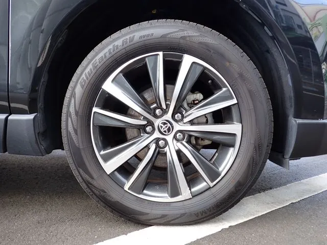 トヨタ　ハリアー　ハイブリッド