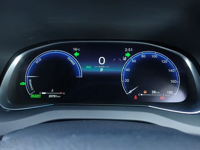 トヨタ　ハリアー　ハイブリッド