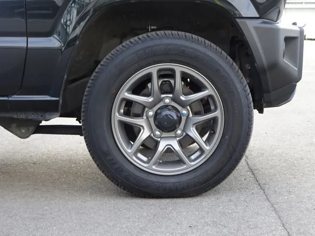 ジムニー　４ＷＤ（スズキ）の車両写真