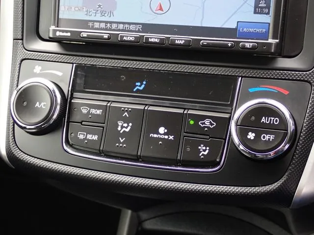 カローラフィールダー　ハイブリッド（トヨタ）の車両写真