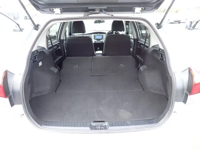 カローラフィールダー　ハイブリッド（トヨタ）の車両写真