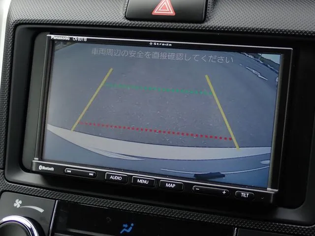 カローラフィールダー　ハイブリッド（トヨタ）の車両写真