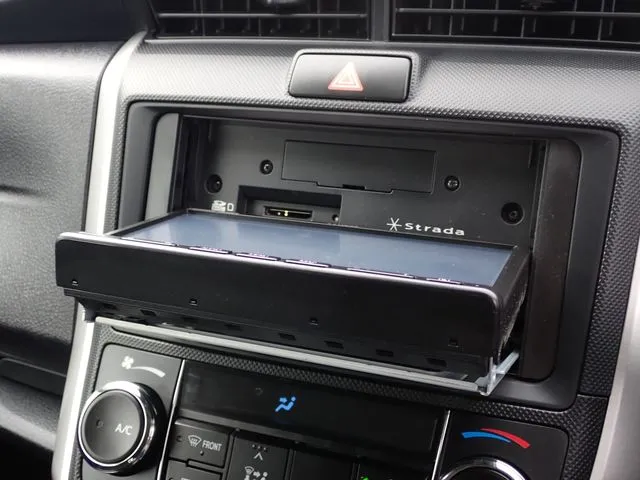 カローラフィールダー　ハイブリッド（トヨタ）の車両写真