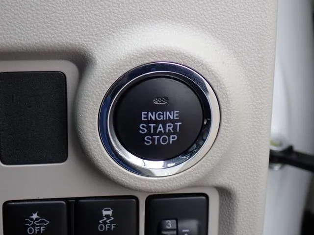 パッソ(トヨタ)の車両写真