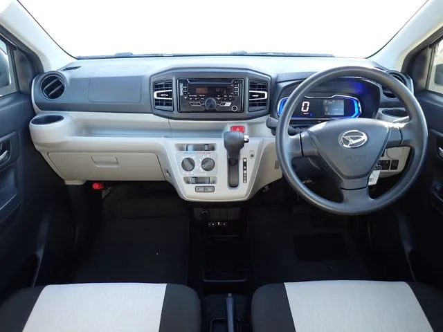 ミラ　イース（ダイハツ）の車両写真