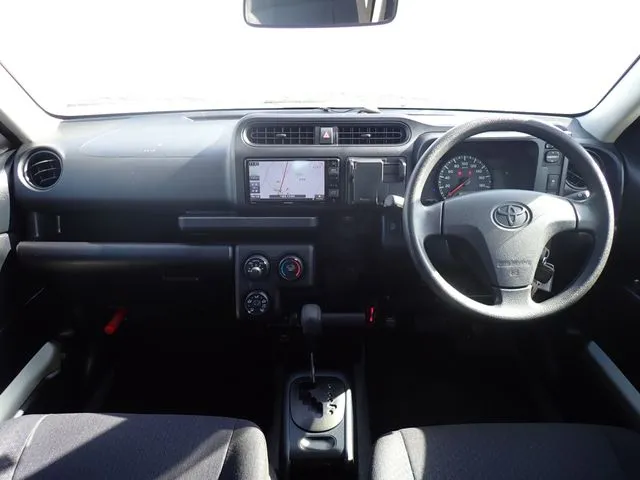プロボックスバン 2WD(トヨタ)の車両写真