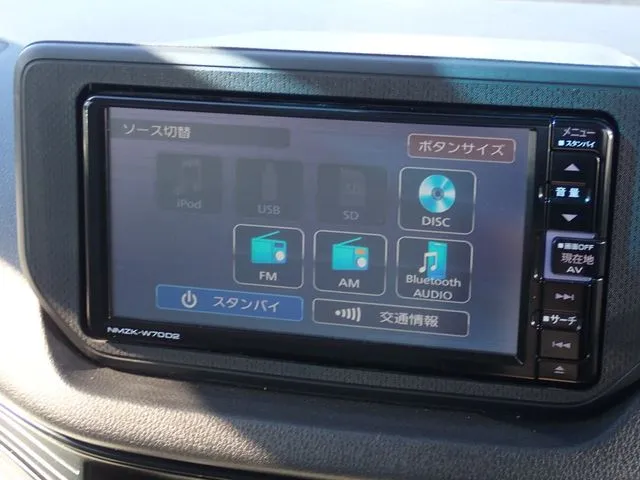 ムーヴ（ダイハツ）の車両写真