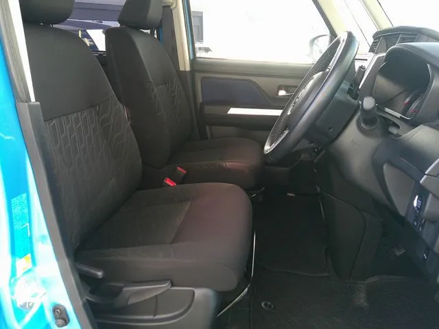 ルーミー（トヨタ）の車両写真