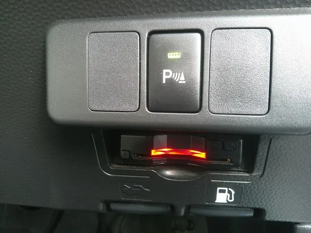 ルーミー（トヨタ）の車両写真