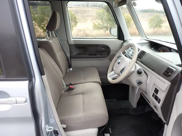 シフォン(スバル)の車両写真