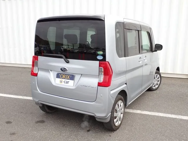 シフォン(スバル)の車両写真