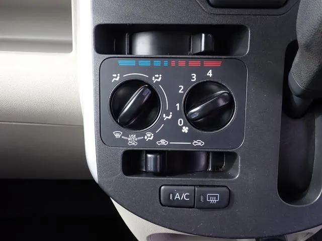 シフォン(スバル)の車両写真