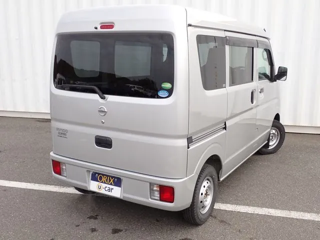 ＮＶ１００クリッパー（ニッサン）の車両写真