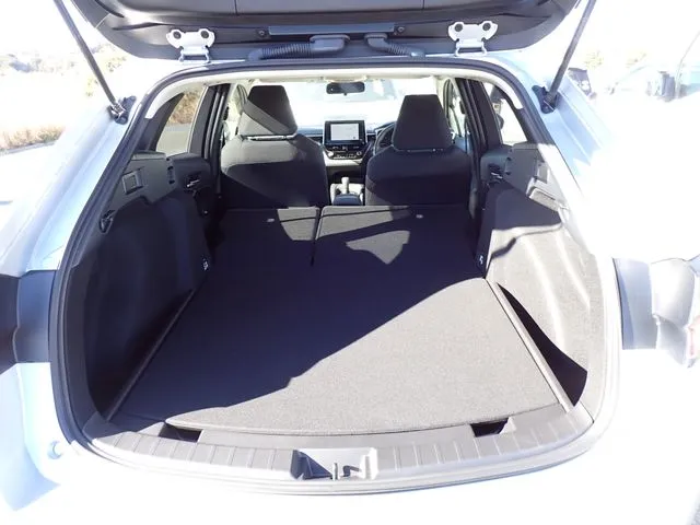 カローラ　ツーリング（トヨタ）の車両写真