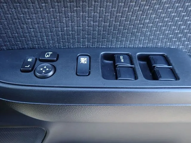 ソリオ　４ＷＤ（スズキ）の車両写真