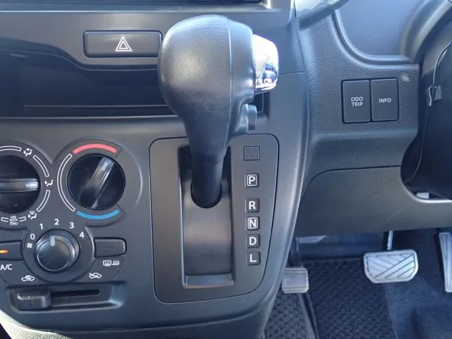 ソリオ　４ＷＤ（スズキ）の車両写真