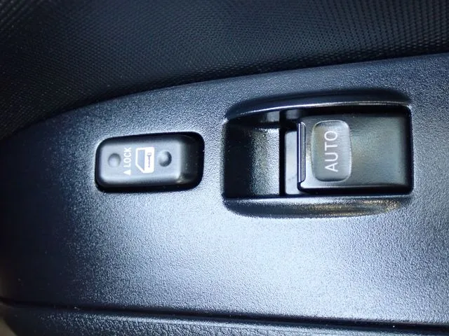 サクシードバン　２ＷＤ（トヨタ）の車両写真