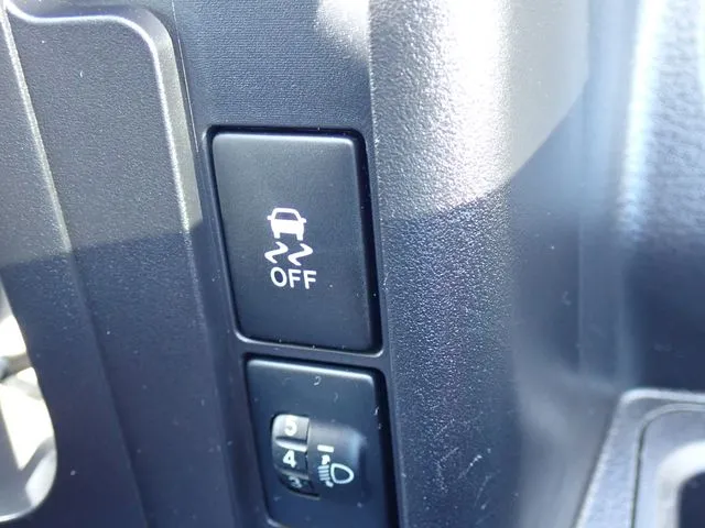 サクシードバン　２ＷＤ（トヨタ）の車両写真