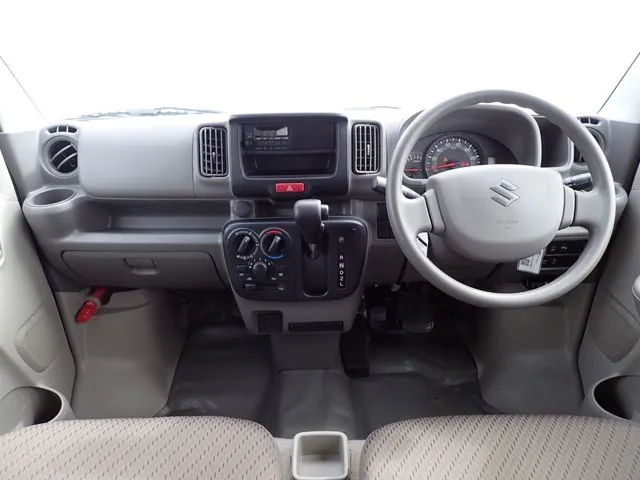 エブリイバン（スズキ）の車両写真