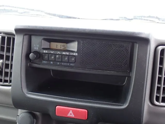 エブリイバン（スズキ）の車両写真