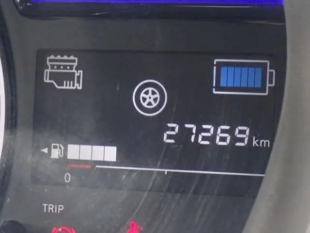 ノート(ニッサン)の車両写真