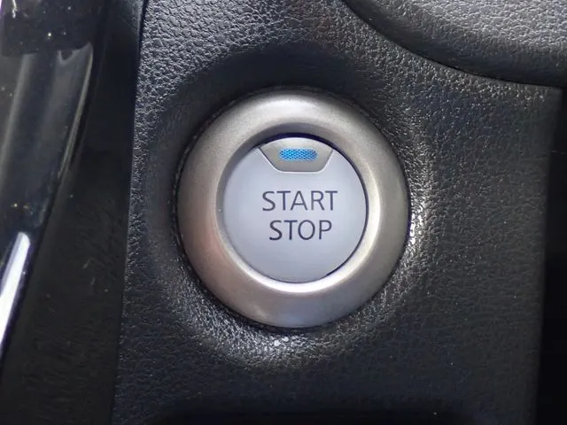 ノート(ニッサン)の車両写真