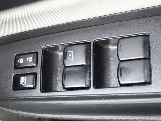 ノート(ニッサン)の車両写真