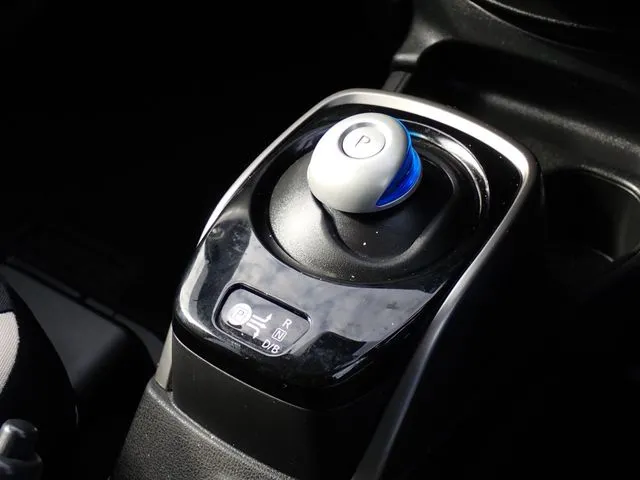 ノート(ニッサン)の車両写真