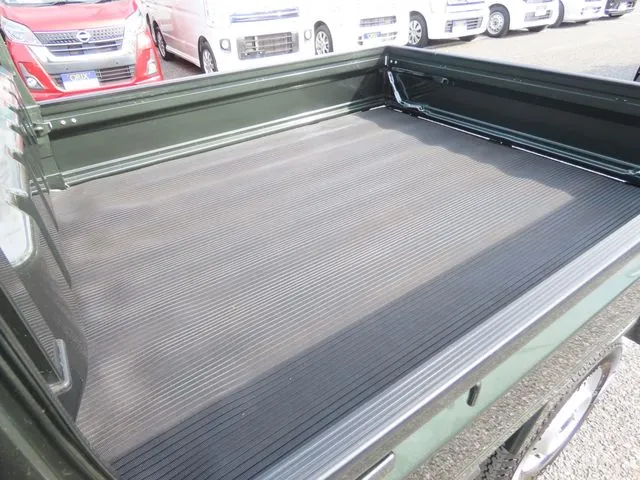 キャリイトラック　４ＷＤ（スズキ）の車両写真