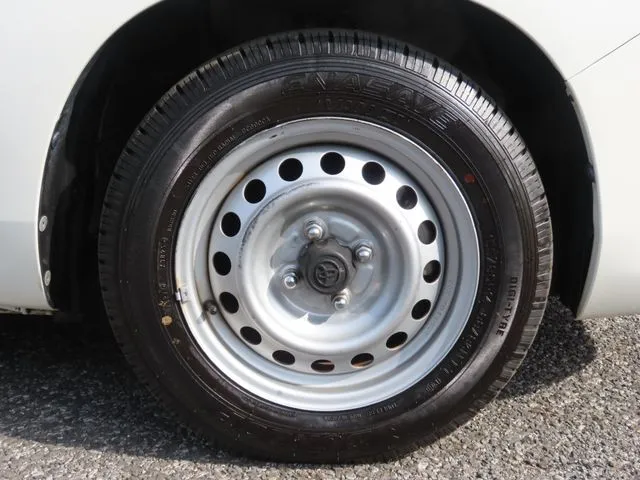 プロボックスバン　２ＷＤ（トヨタ）の車両写真