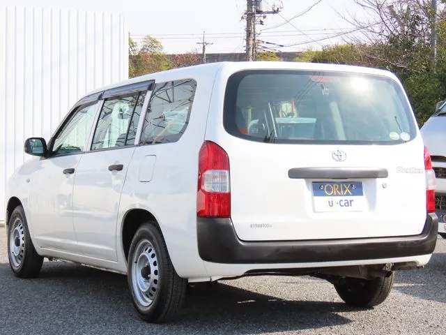 プロボックスバン　２ＷＤ（トヨタ）の車両写真