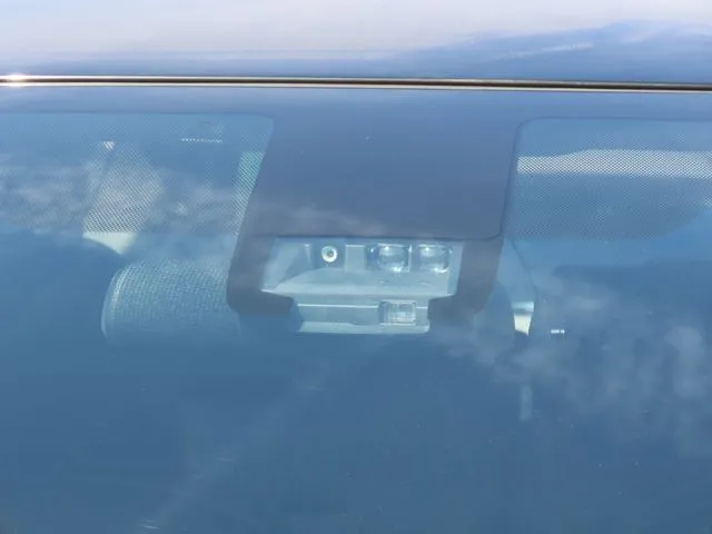 シエンタ　ハイブリッド（トヨタ）の車両写真