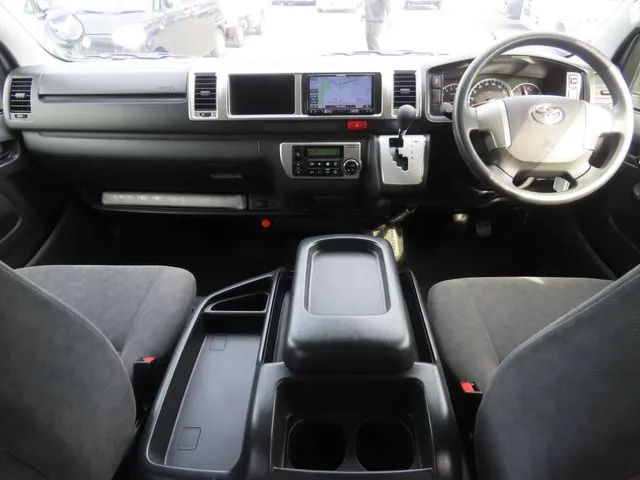 ハイエースワゴン（トヨタ）の車両写真