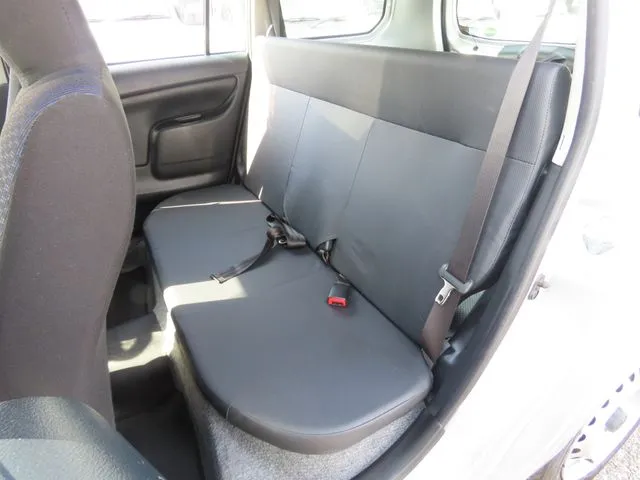 プロボックスバン　２ＷＤ（トヨタ）の車両写真