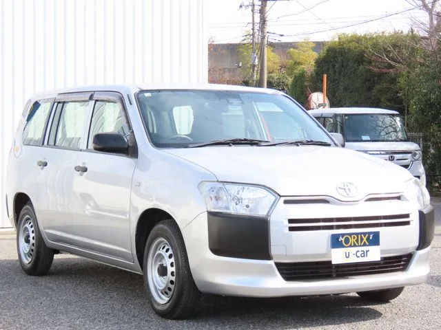 プロボックスバン　２ＷＤ（トヨタ）の車両写真