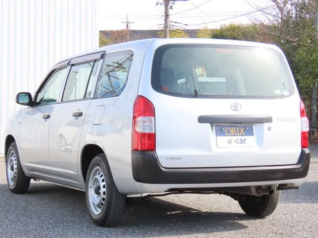 プロボックスバン　２ＷＤ（トヨタ）の車両写真
