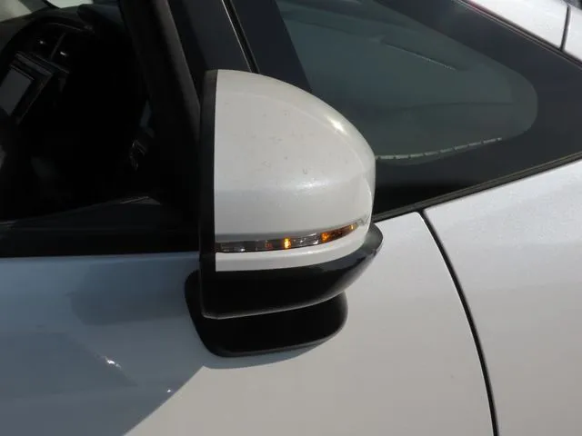 シャトル　４ＷＤ（ホンダ）の車両写真