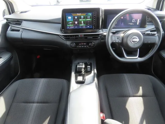 ノート（ニッサン）の車両写真