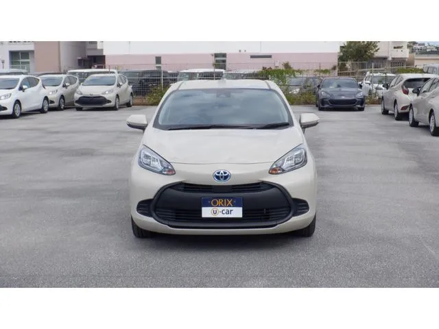 アクア（トヨタ）の車両写真