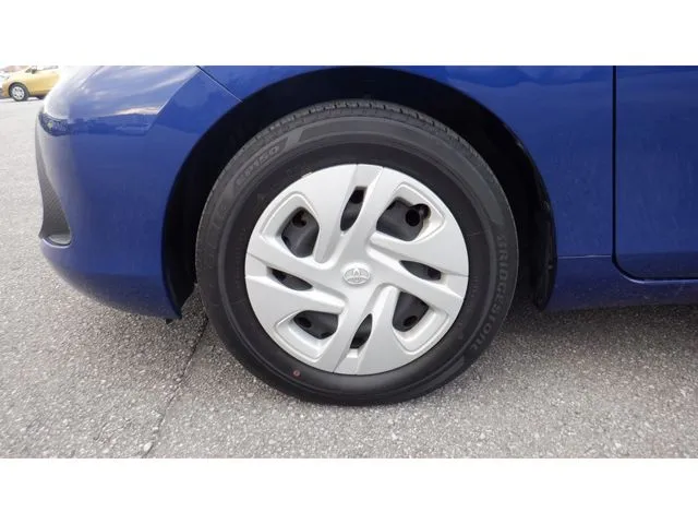 アクア（トヨタ）の車両写真