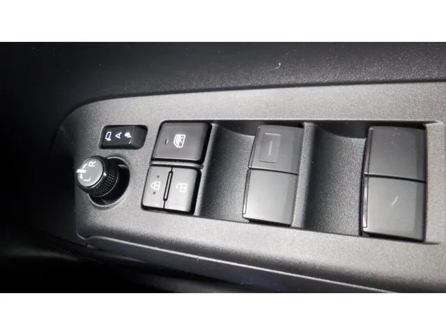 アクア（トヨタ）の車両写真