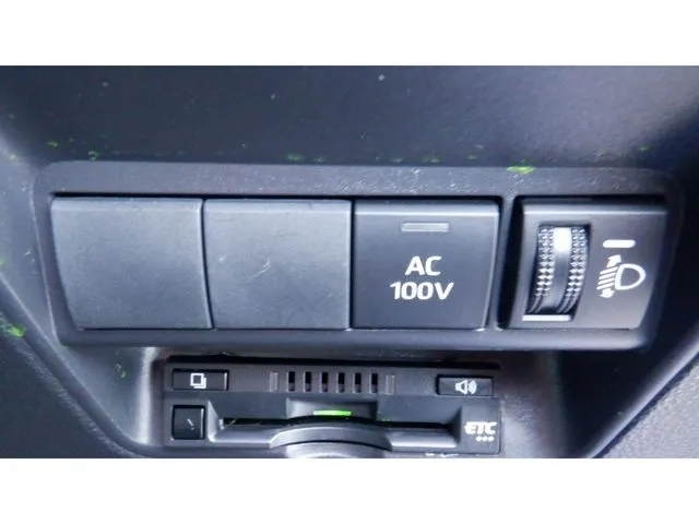 アクア（トヨタ）の車両写真