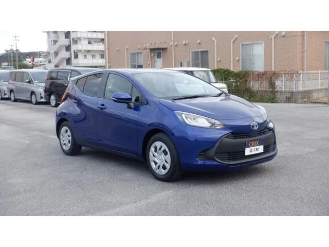 アクア（トヨタ）の車両写真