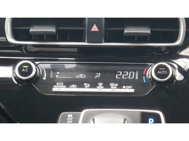 トヨタ　アクア