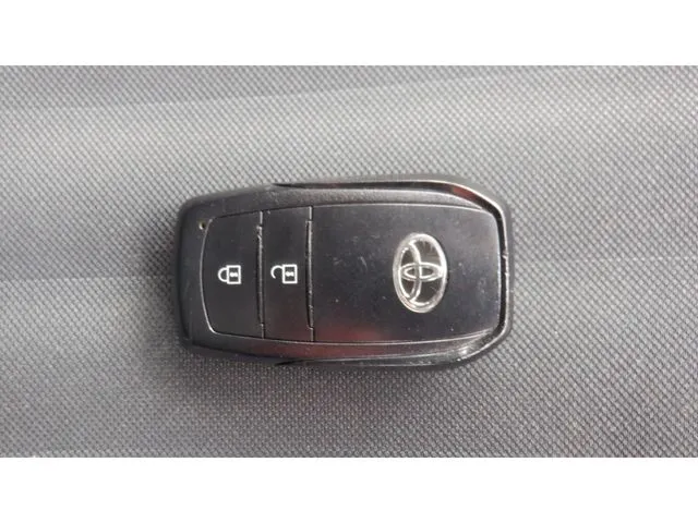 トヨタ　アクア