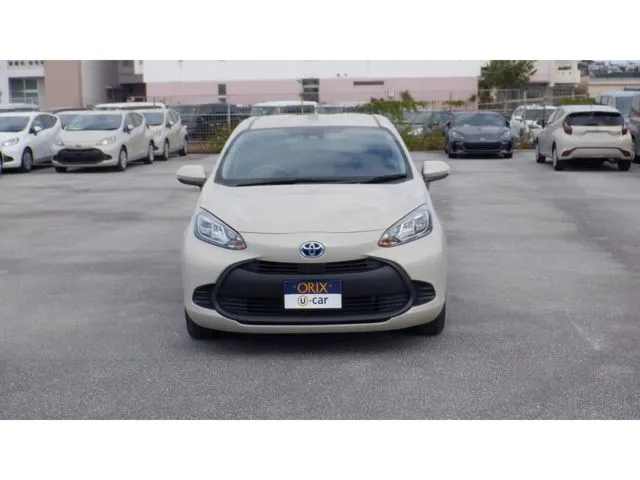 トヨタ　アクア