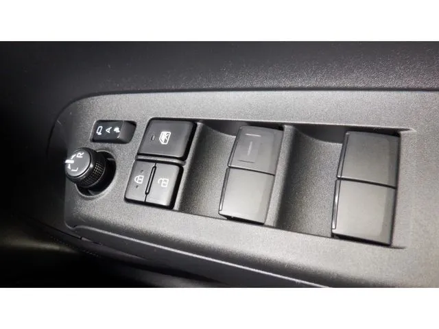 アクア（トヨタ）の車両写真